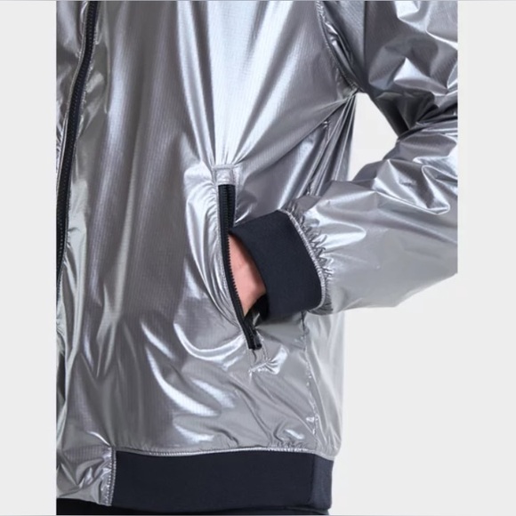 Underarmour Project Rock Disrupt Graphic Ripstop Nylon Fully Lined Bomber Jkt - Picture 5 of 16